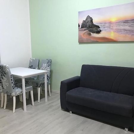 Appartamento In Zona Bocconi Мілан Екстер'єр фото